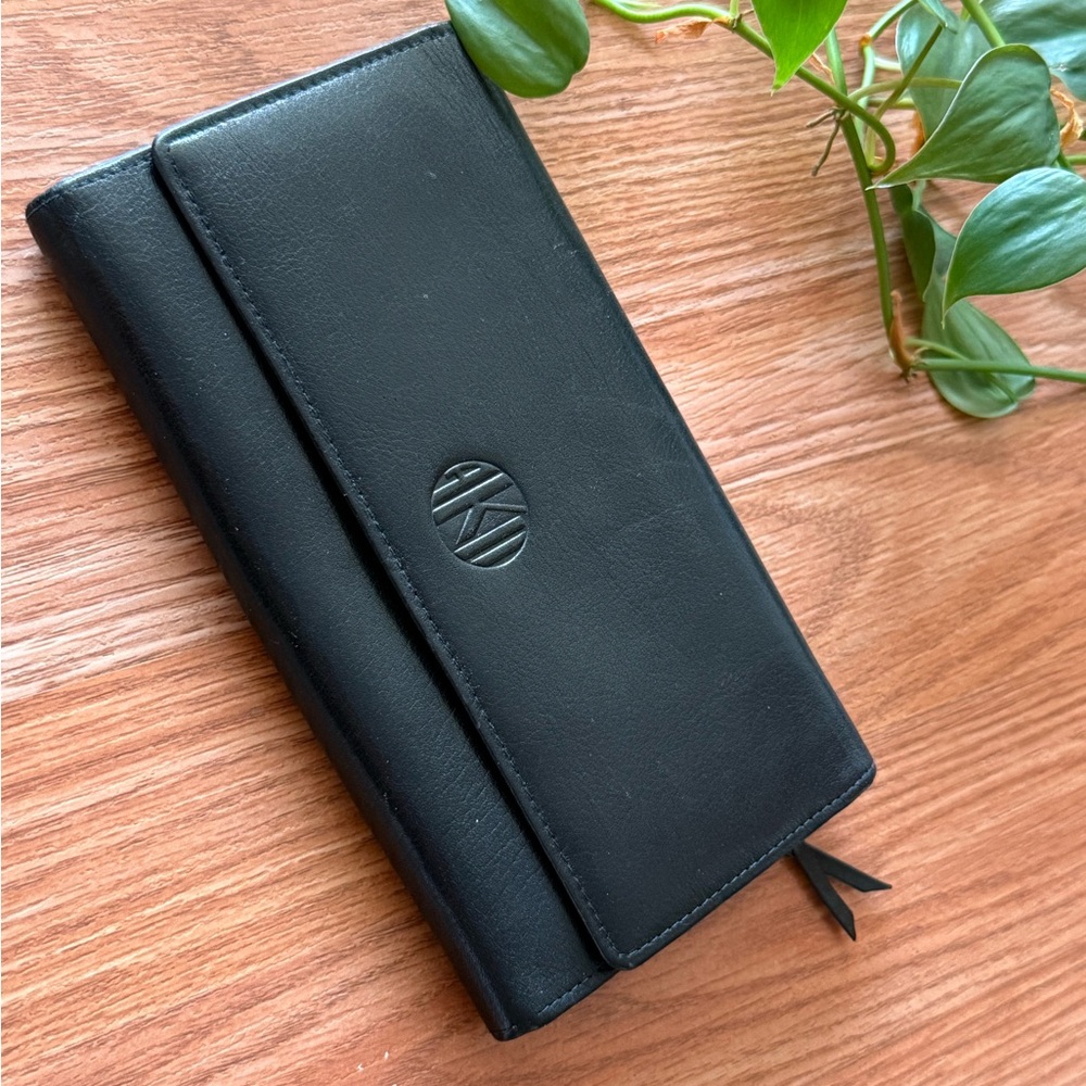 Anne Klein CowHide Black Leather Wallet